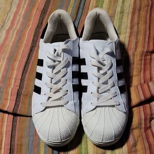 adidas Women's White and Black Sneakers